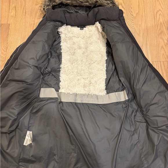 Eddie Bauer Women's Puffer Coat with Faux Fur Hood - Picture 3 of 5